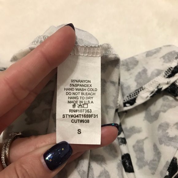 Guess Leopard Print Cold Shoulder Tee - Picture 5 of 5